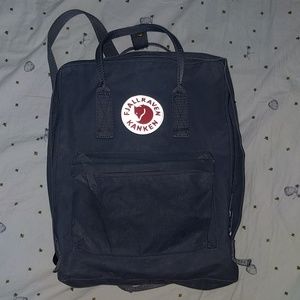 Fjallraven Kanken gray